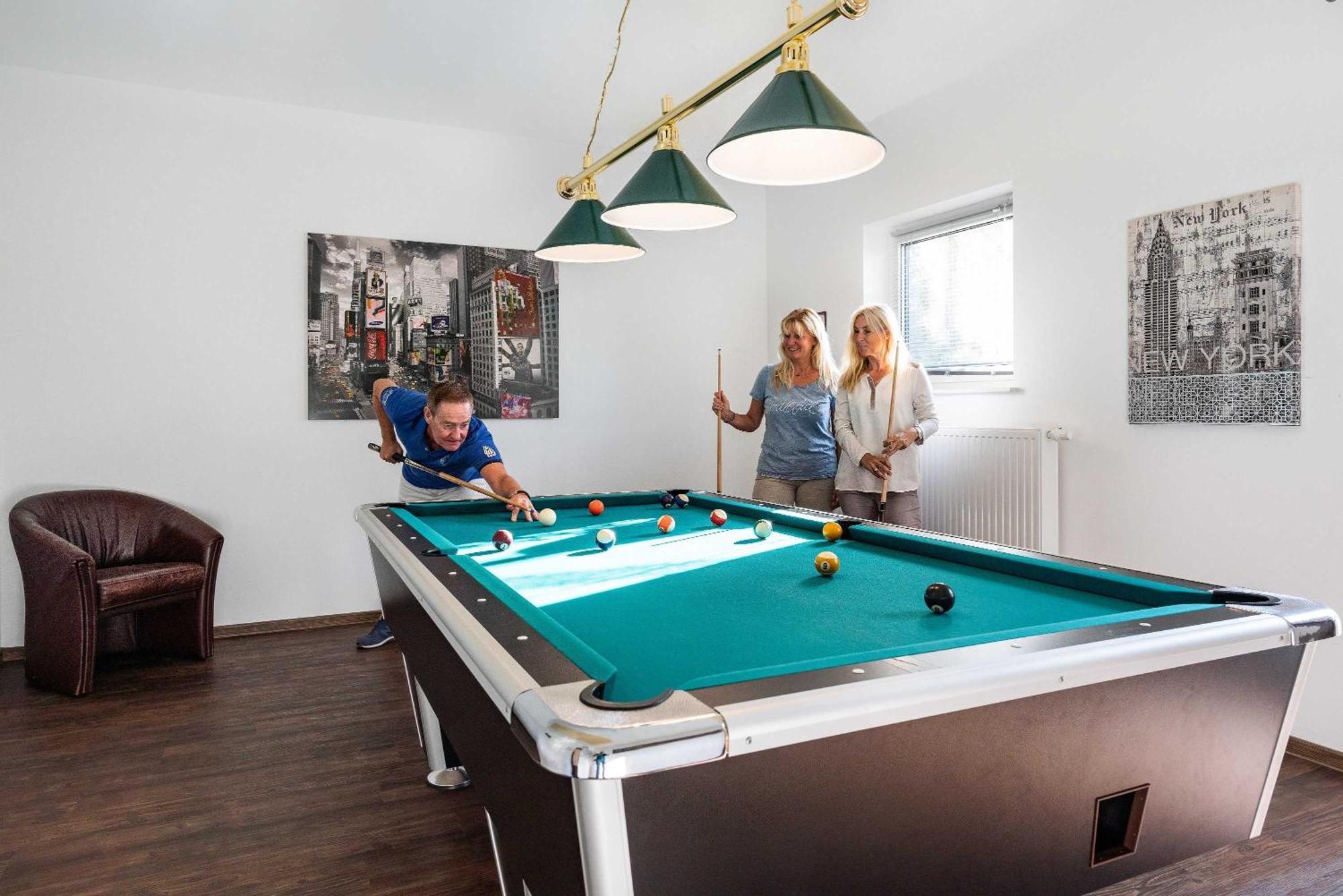 Appartement "Diamant" Mit Penthouseflair - Oase Am Haff Garz  Rum bild