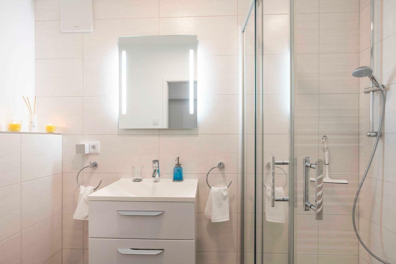 Appartement "Diamant" Mit Penthouseflair - Oase Am Haff Garz  Exteriör bild